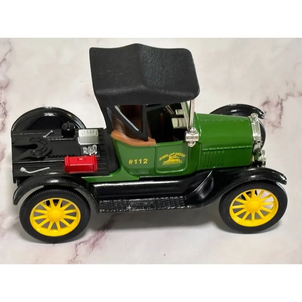 John Deere - ERTL 1918 Ford Model T Runabout with Trailer - Bank Diecast Vintage